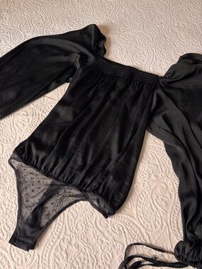 Off-Shoulder Black Sheer Bodysuit with Puff Sleeves